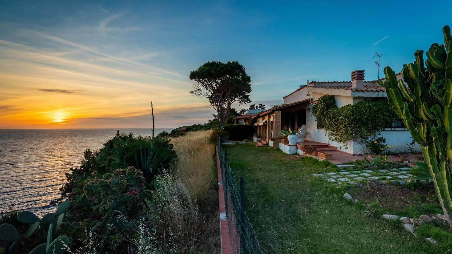 Villa Cassiopea テッラジーニ